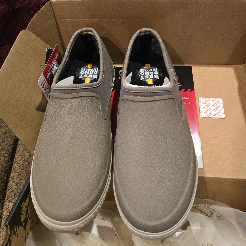 New in Box Men's Muds Slip on Shoes